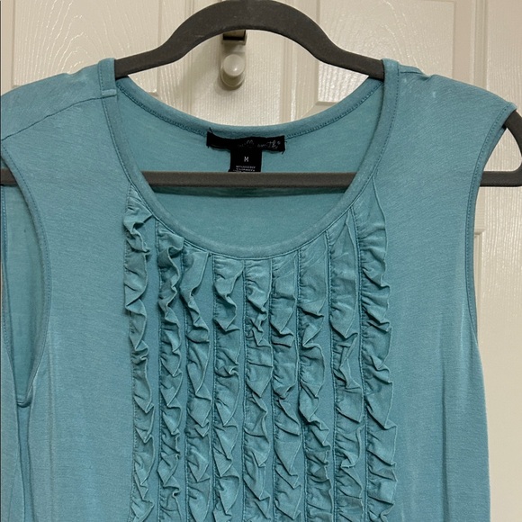 Willi Smith Aqua Ruffle-Front Sleeveless Tank Soft Teal Stretchy Lightweight M - Picture 3 of 8